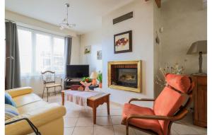 Maisons de vacances 2 Bedroom Cozy Home In Gravelines : photos des chambres