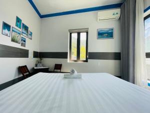 Monkeyland Cham island Homestay