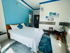 Monkeyland Cham island Homestay