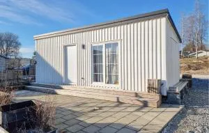 1 Bedroom Awesome Home In Klövedal - Röra