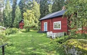 Cozy Home In Bjurholm With Sauna - Vindeln