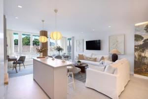 Genteel Home Plaza del Teatro