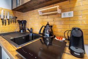 Downtown Apartment House Orange