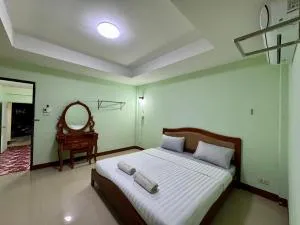 หนองบัว เพลส, Nong Bua Place - 乌汶