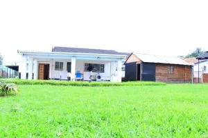 Suprime Hotels and Conference - Wartburg