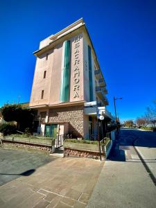 Hotel Sacramora