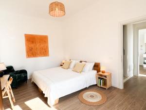 Bright Vatican Apartment