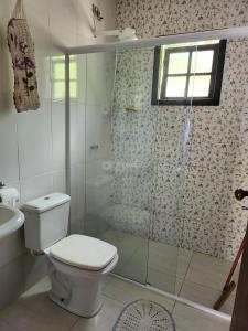 Casa aconchegante ao lado de cachoeira em Ubatuba-sp