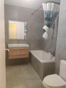 Appartements Antibes Seaside one room studio in Salis Beach : photos des chambres