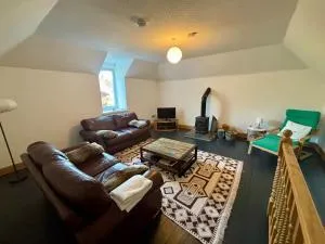 Entire Home in Upper Tobermory - Calgary