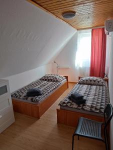 Aranyharmat Apartman Eu