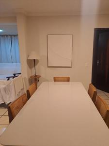 Cobertura quadra MAR em Meia Praia - 100m do mar