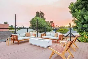 Charming duplex 6B3B In Los Feliz - Глендейл