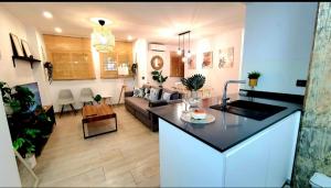 Apartamento 5 en Estadio del Sevilla de 2 habitaciones y metro