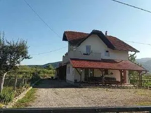 Kuća za odmor PLAVA LAGUNA - Račić