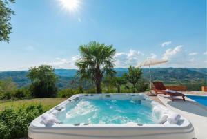 Villa Sussini in Central Istria for 8 people with jacuzzi & pet friendly