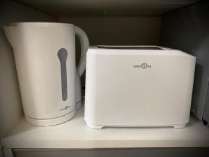 Apartment- Private studio in detached house