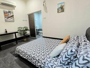 1813 HOME STAY 8 Roon 6 Bath 5MINUTE TO LEANING TOWER