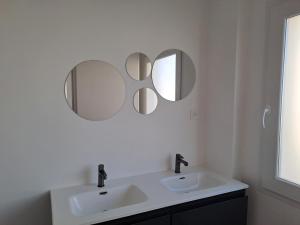 B&B / Chambres d'hotes Chambres d'Hotes Chateau Pierre de Montignac : photos des chambres