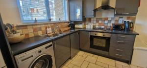 Refurbed Modern & Stylish 3BD - Garden Pets OK