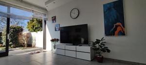 Moderne Doppelhaushälfte mit Süd-West-Terrasse