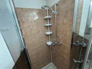 3 chambres, WIFI, piscines, tennis, parking