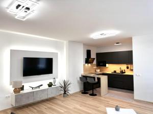 P193 Central Stylish