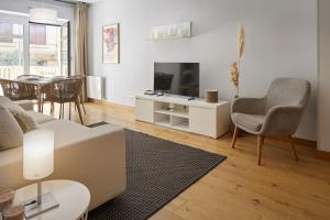 The Rentals Collection - Aura