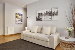 The Rentals Collection - Aura