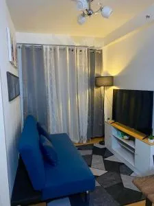 Avi's place - Lanang