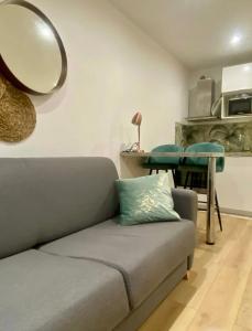 Studio Bricka - 200m to the beach, parking, clim, terrace