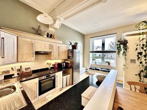 1 The Cairn Kilmartin - Beautiful Victorian Flat, Pet Friendly