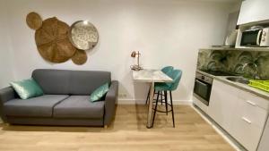 Studio Bricka - 200m to the beach, parking, clim, terrace