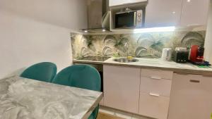 Studio Bricka - 200m to the beach, parking, clim, terrace