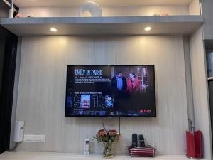 EaseStay by Bren in Shell Residences MOA