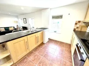 Luxury Smugglers Cottage in the Heart of Inveraray Sleeps 4 in 2 Bedrooms - 因弗雷里