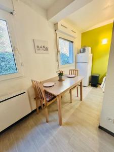 Appartements Studio Thermotel 208 : photos des chambres