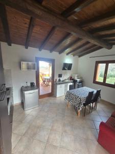 Trilocale Climatizzato LOLEANDRO Tanaunella