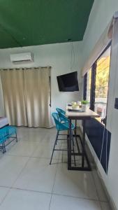 5 Beach Suite wpool sea access