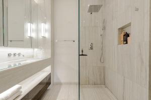 Award Winning Interior Designed Luxurious Mews in Knightsbridge