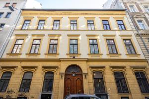 D35 - Chic Boutique Apartments by BQA