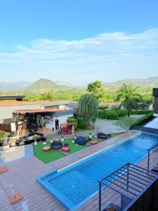 Homey At The Dam, Private House