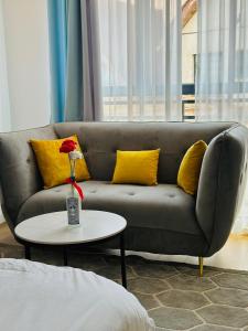 Laurel hill suites studio 508