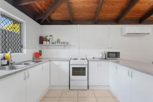 Small Groups and Families Stylish 3Beds near mall