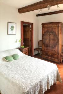 Maison chaleureuse à Saint-Privat, 80 m² avec cour.