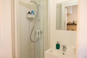 entre Troyes murs, 3 appartements avec parking, Troyes : photos des chambres