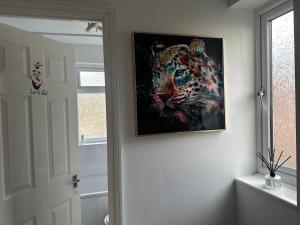 SIRIUS A PROPERTIES - 3 Bedrooms - - Amazing Hillside Views of Derby City Centre - - Free WIFI - - NETFLIX - - SKY-SPORTS - - MONOPOLY - - UNO - - CARDS