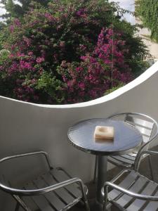 Charming very quiet Center Renewed