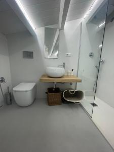 Lipari - casa sul mare di marina corta