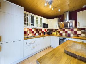 Chalets Chalet La Perle Blanche - Spa, Baby-foot, Terrasse : photos des chambres